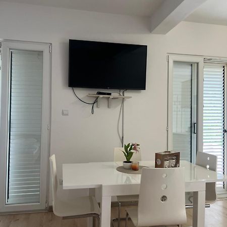 Ferienwohnung Apartman Iskra Bijela Exterior foto