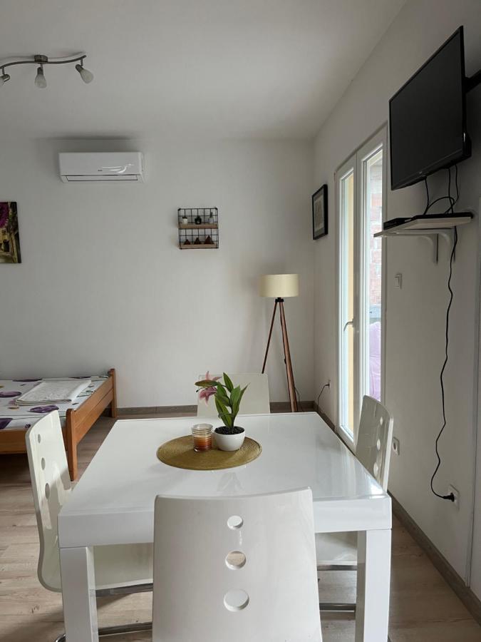 Ferienwohnung Apartman Iskra Bijela Exterior foto