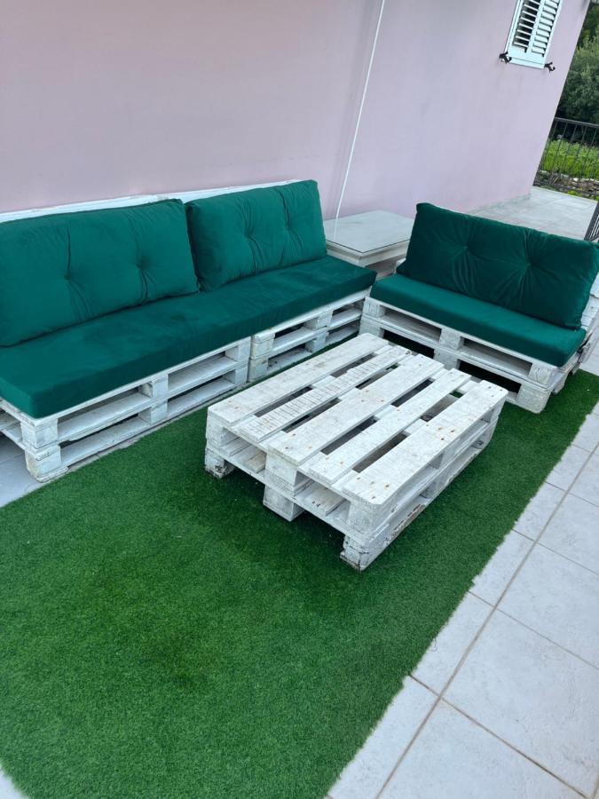 Ferienwohnung Apartman Iskra Bijela Exterior foto