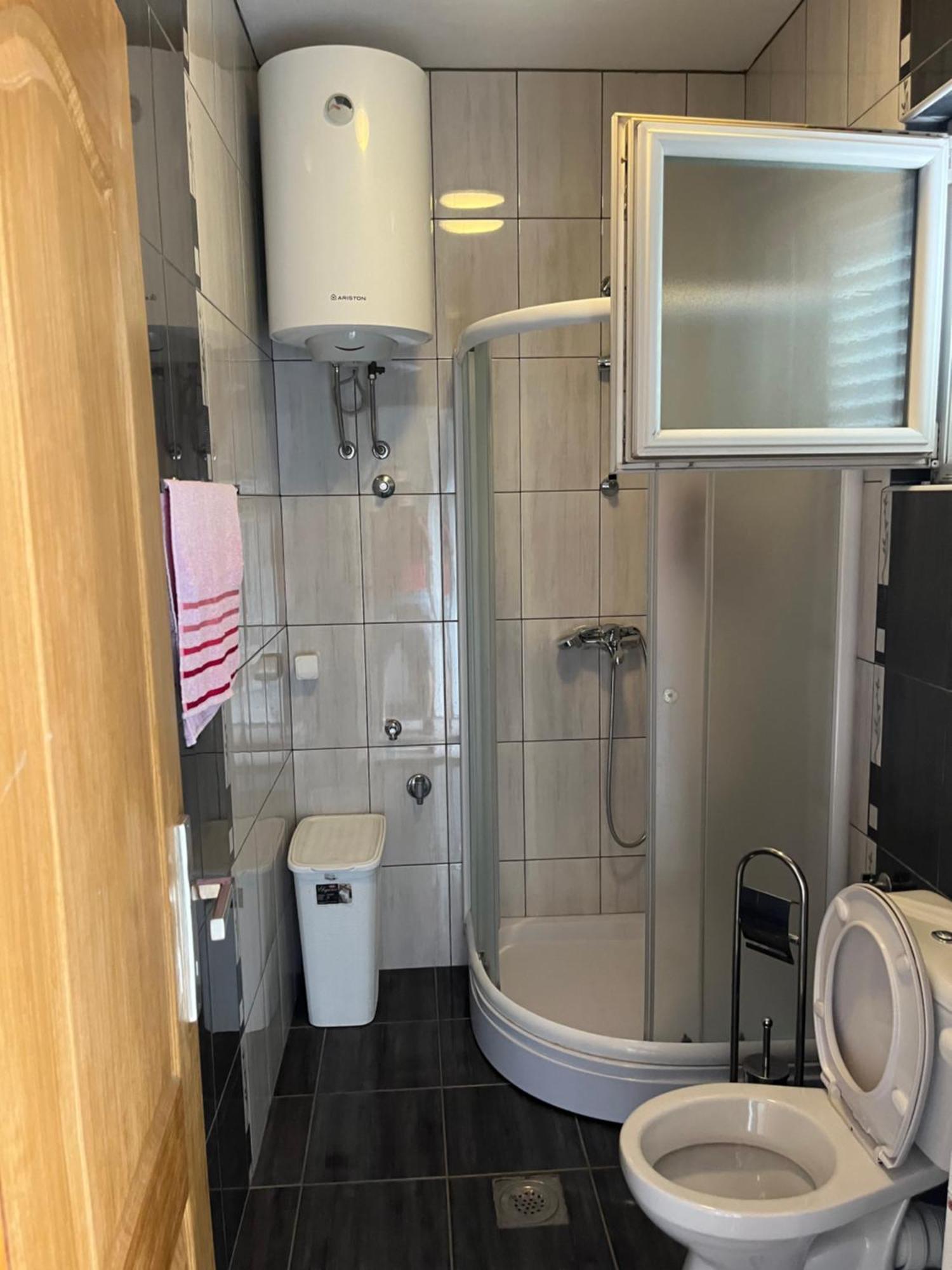 Ferienwohnung Apartman Iskra Bijela Exterior foto